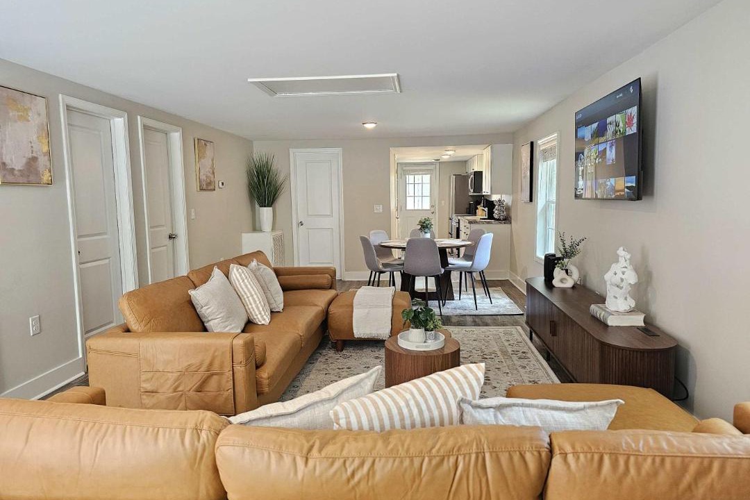 Photo of Livingroom in Burlington