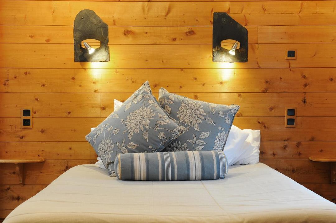 Photo of Bedroom in Viscos