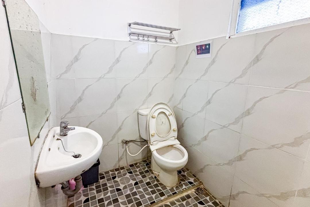Photo of Bathroom in Central Yogyakarta