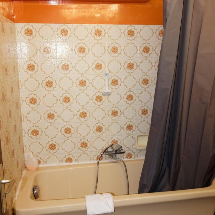 Photo of Bathroom in Eu