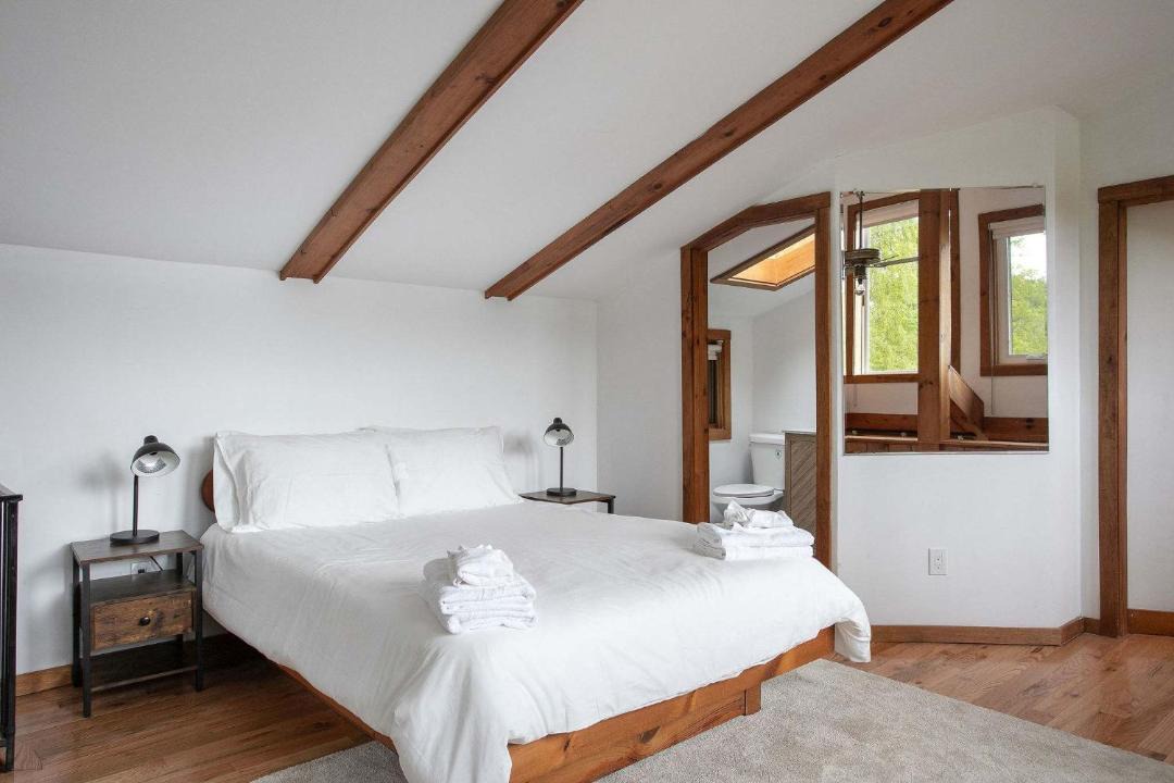 Photo of Bedroom in Lenox Dale