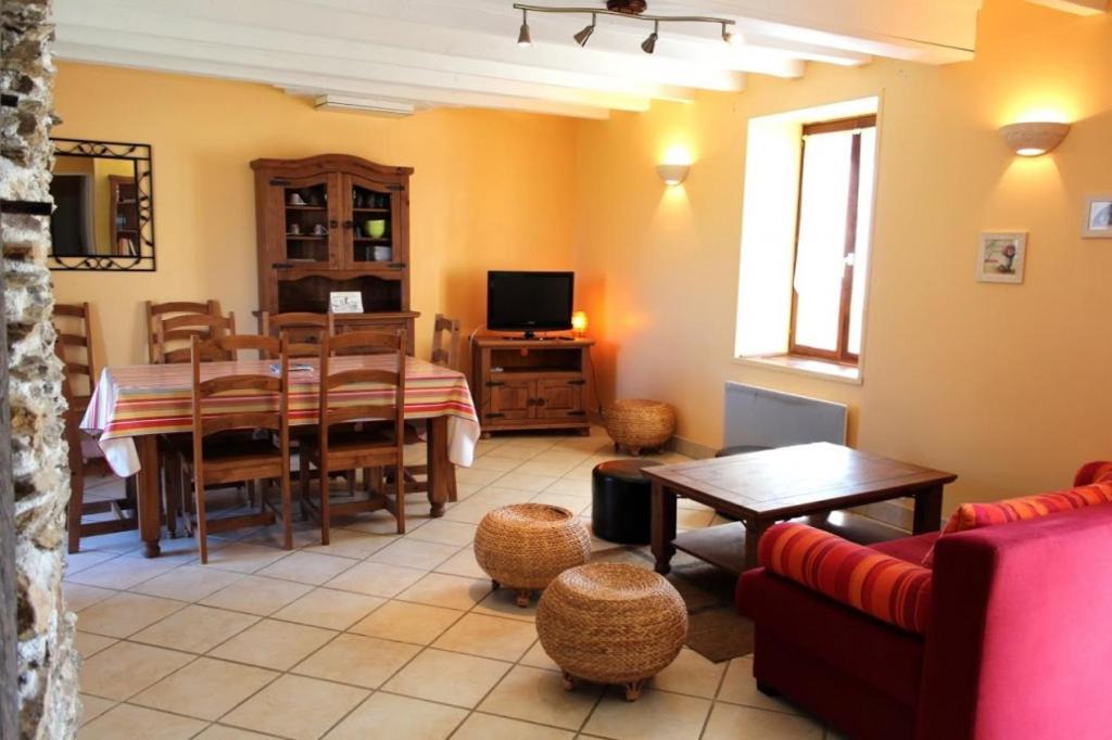 Photo of Livingroom in Saint-Sauvier