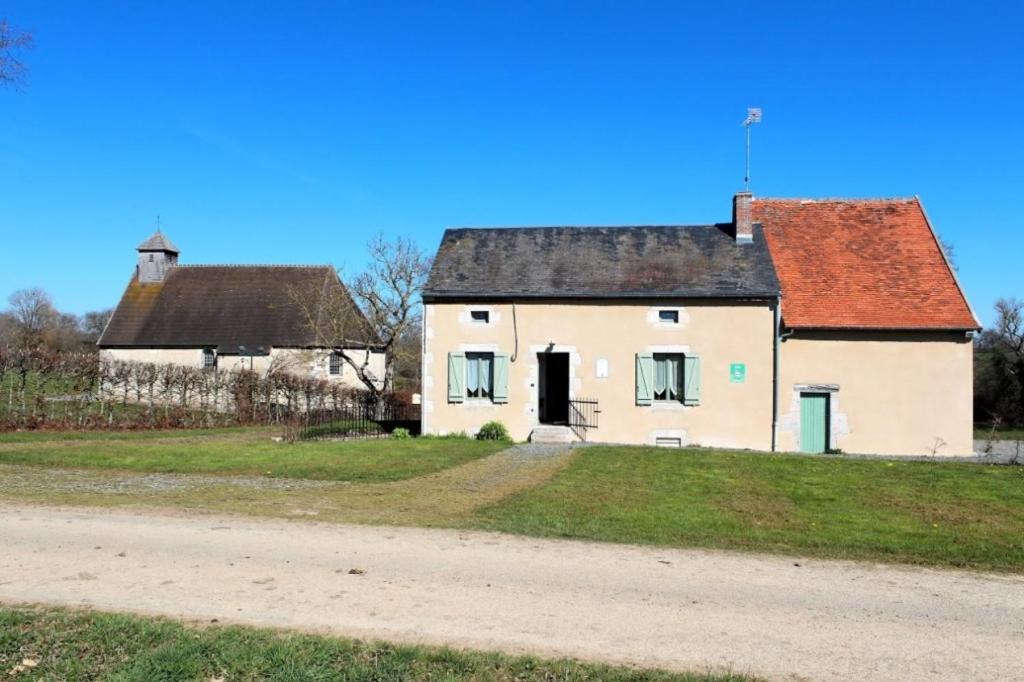 Photo of Buildings in Saint-Sauvier