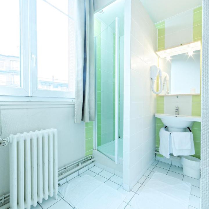 Photo of Bathroom in Gare-Jouvenet