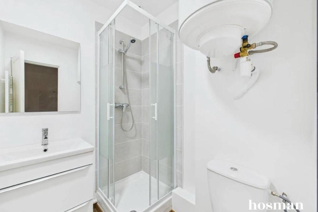 Photo of Bathroom in Saint-Cloud