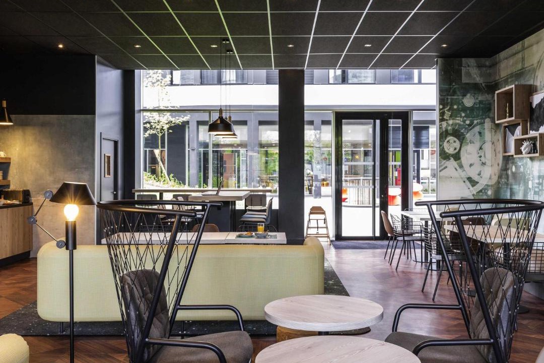 Photo of Others in Palaiseau