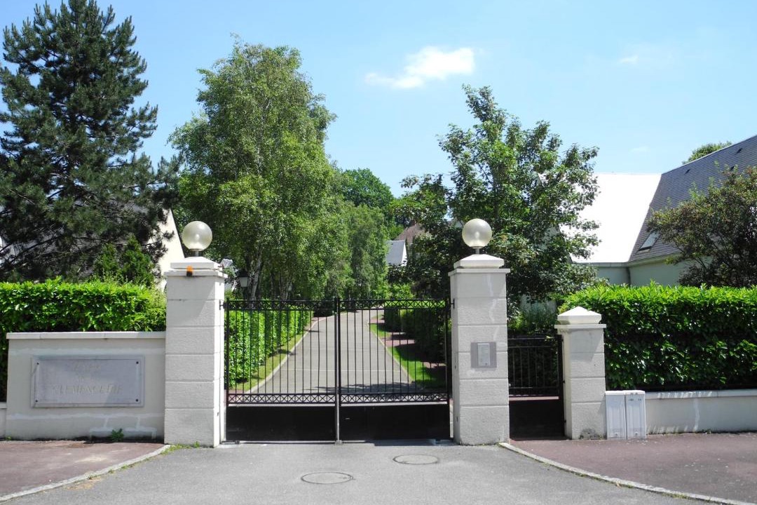 Photo of Others in L'Etang-la-Ville
