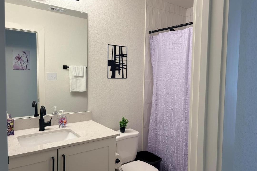 Photo of Bathroom in Barrett