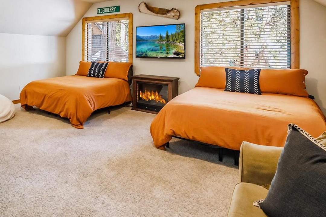 Photo of Bedroom in Shaver Lake