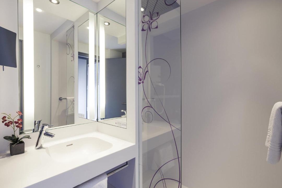 Photo of Bathroom in La Roche-sur-Yon
