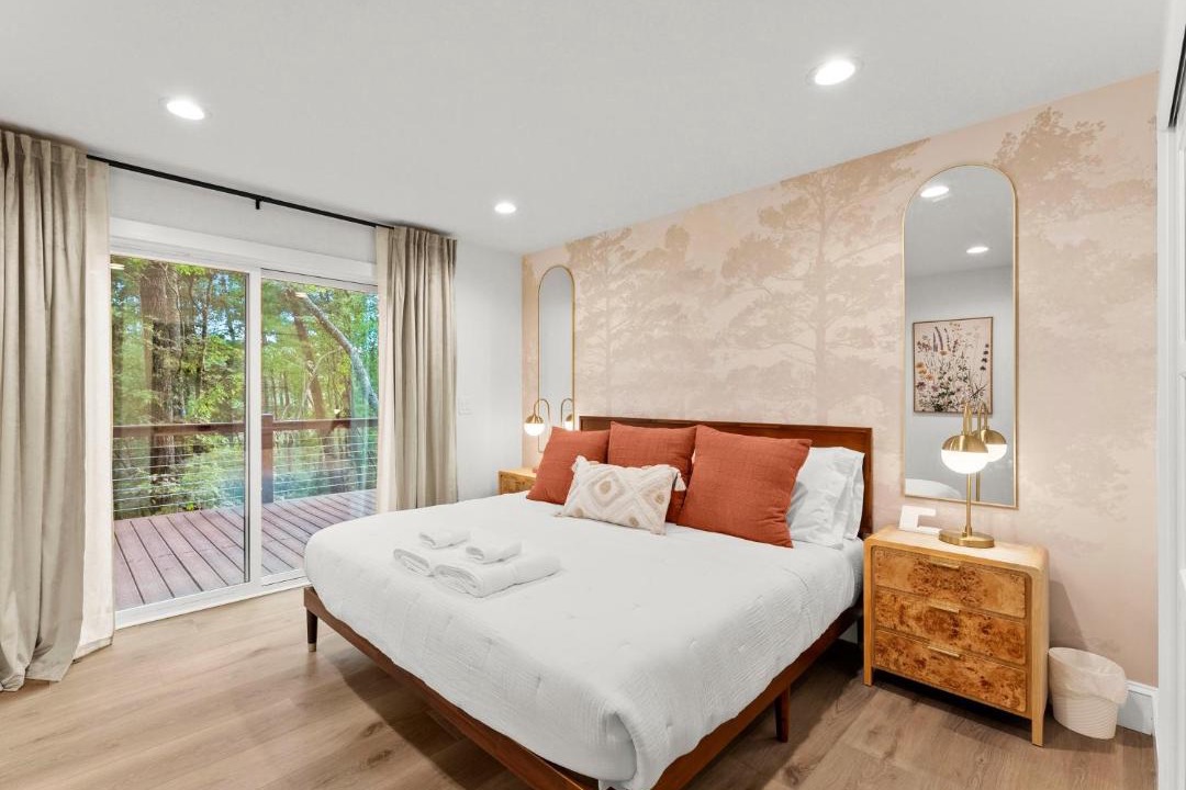Photo of Bedroom in Cleveland