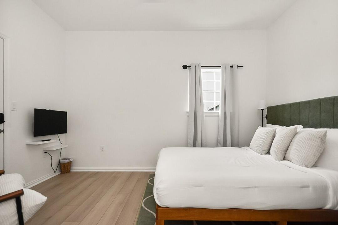 Photo of Bedroom in Greater East End