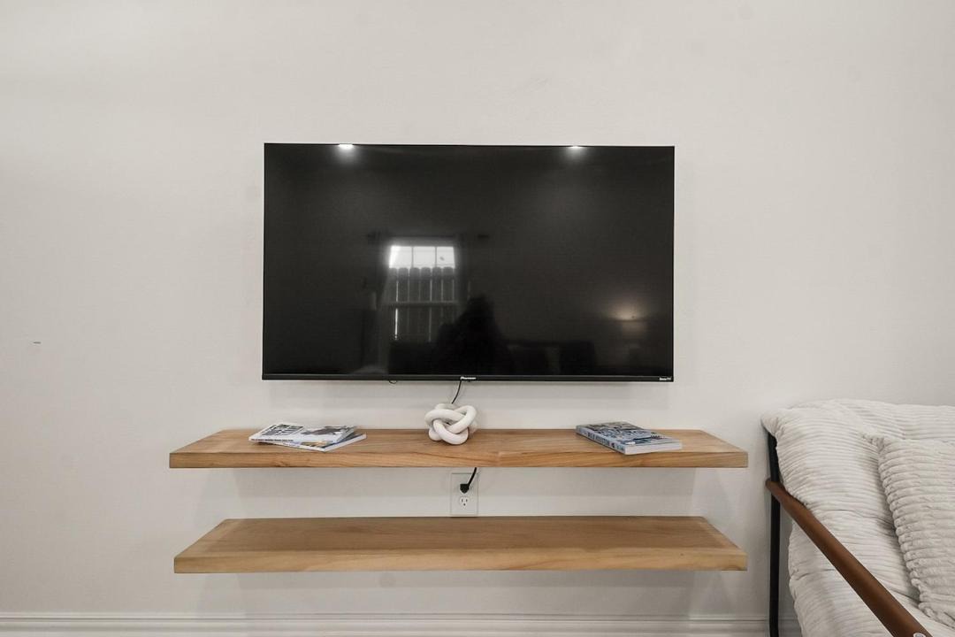 Photo of Livingroom in Greater East End