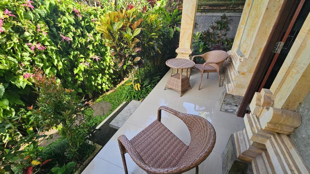 Photo of Patio Balcony in Sambahan