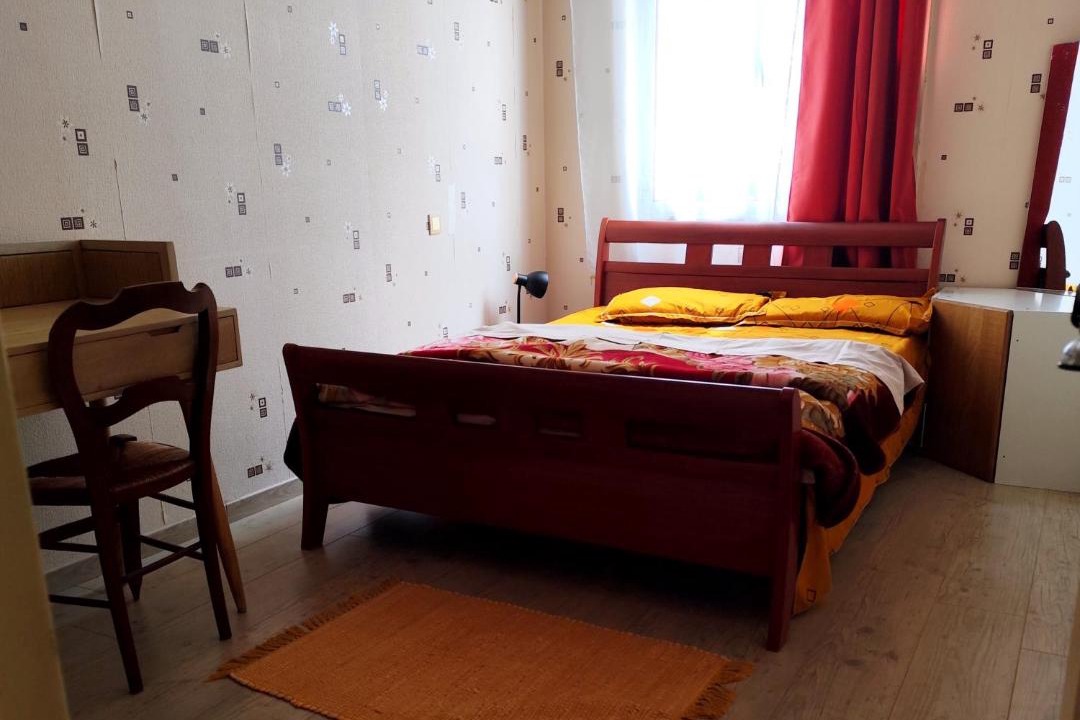 Photo of Bedroom in Argenteuil