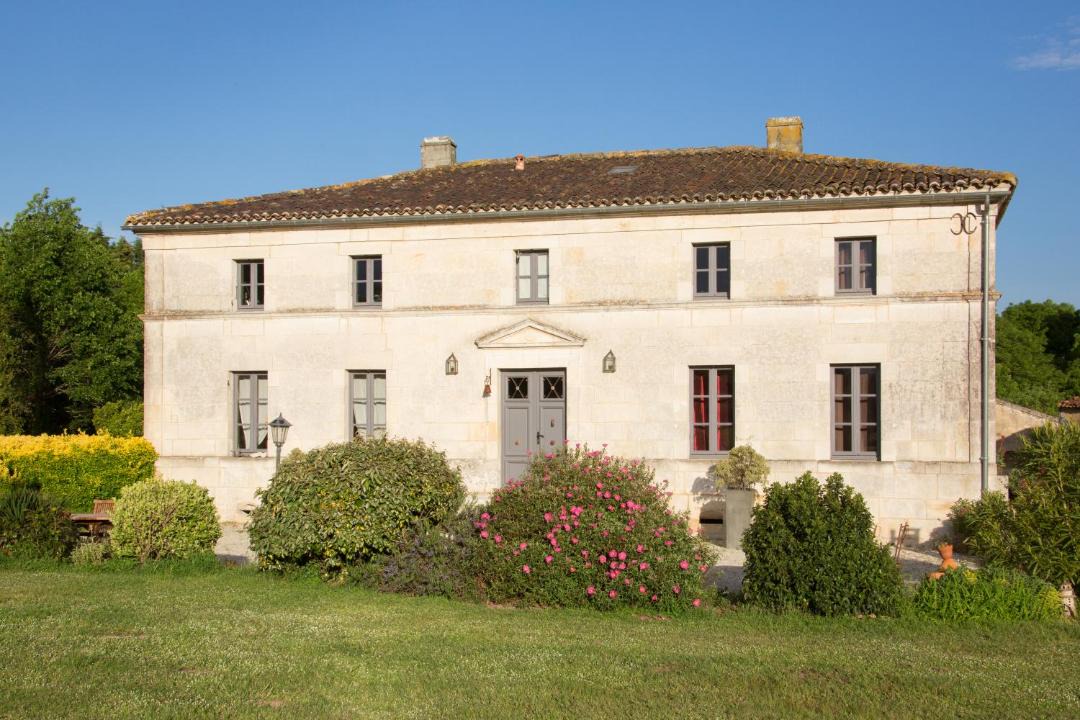 Photo of Buildings in La Gripperie-Saint-Symphorien