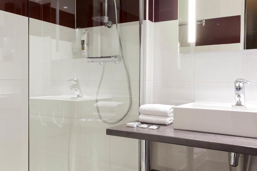 Photo of Bathroom in 19th Arrondissement