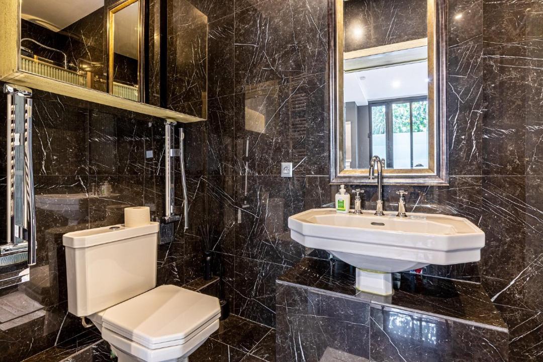 Photo of Bathroom in 11th Arrondissement