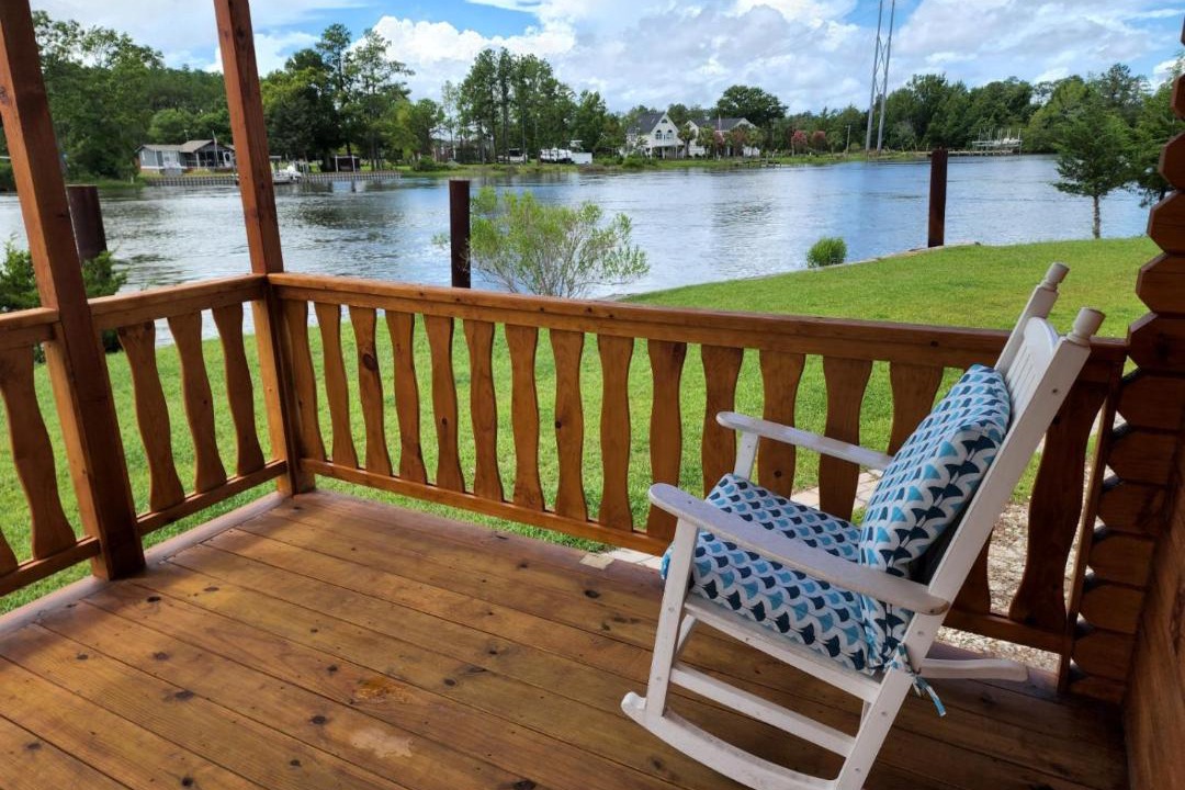 Photo of Patio Balcony in Core Creek