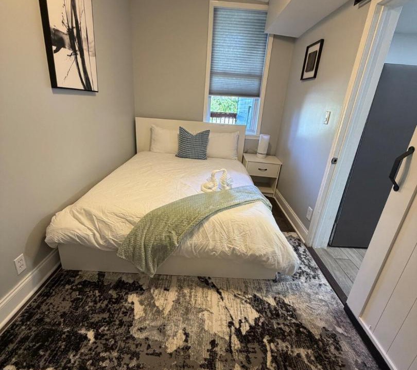Photo of Bedroom in West Town