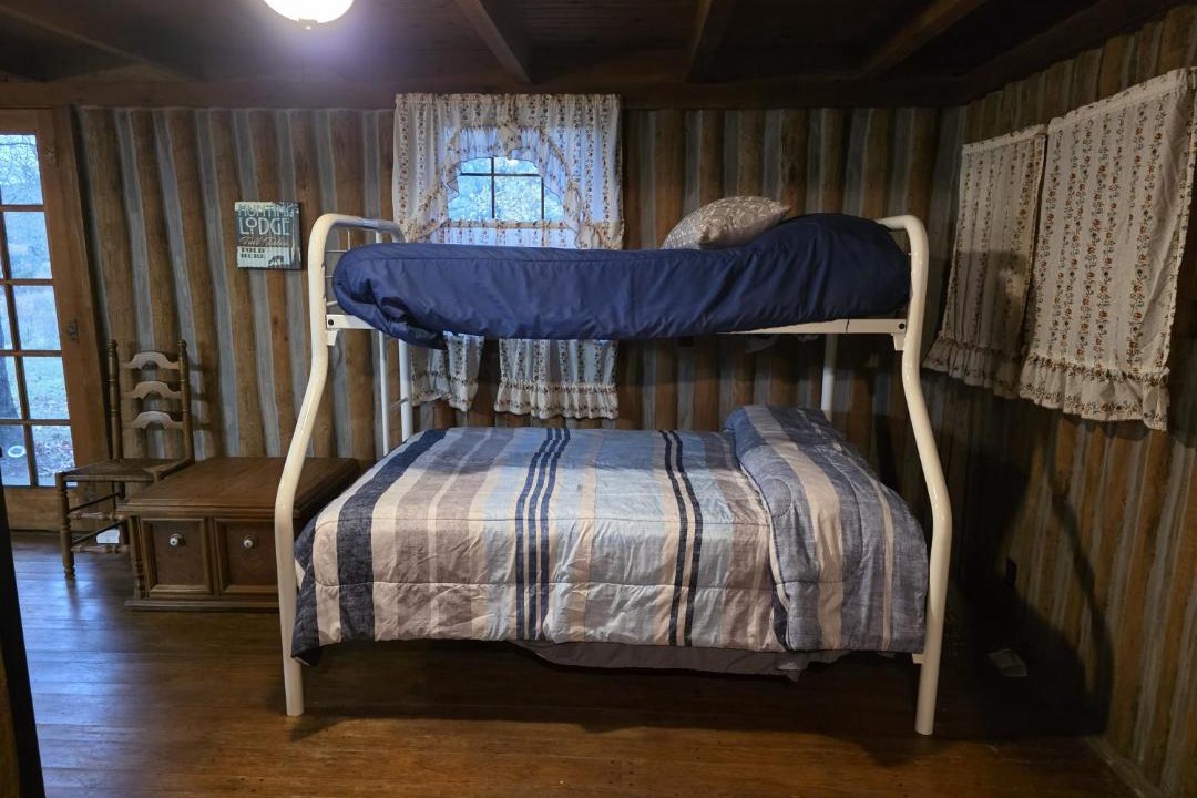 Photo of Bedroom in Osceola