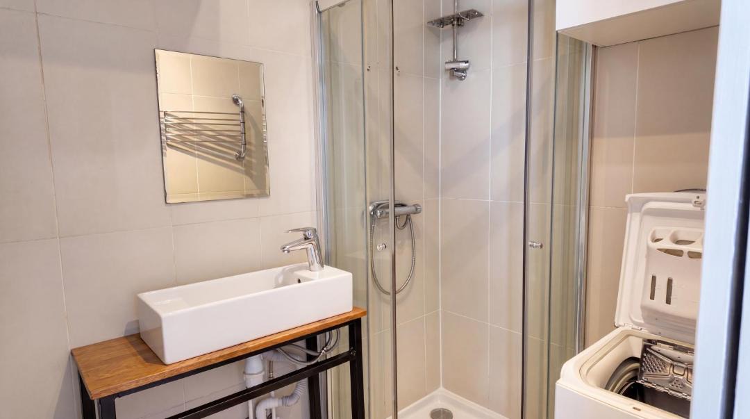 Photo of Bathroom in Clichy