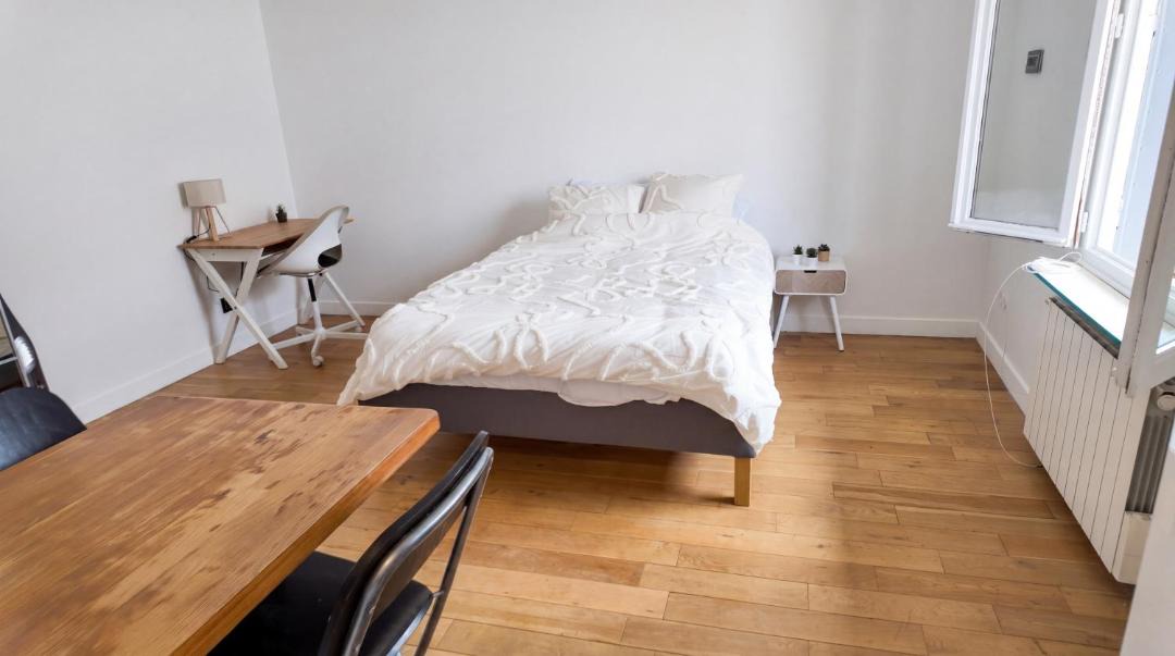 Photo of Bedroom in Clichy