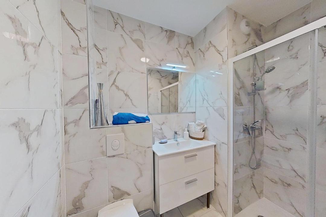 Photo of Bathroom in Noisy-le-Grand