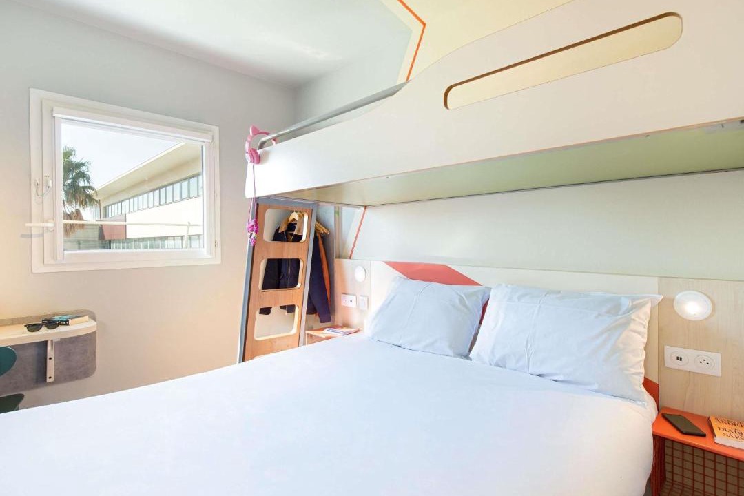 Photo of Bedroom in 16th Arrondissement
