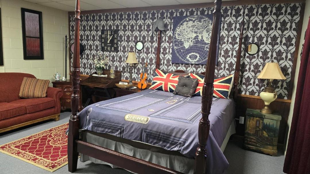 Photo of Bedroom in Groveland