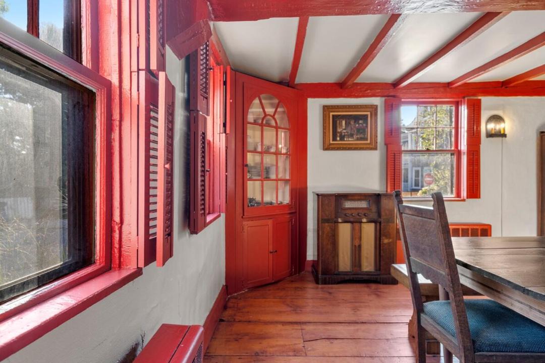 Photo of Others in Beverly