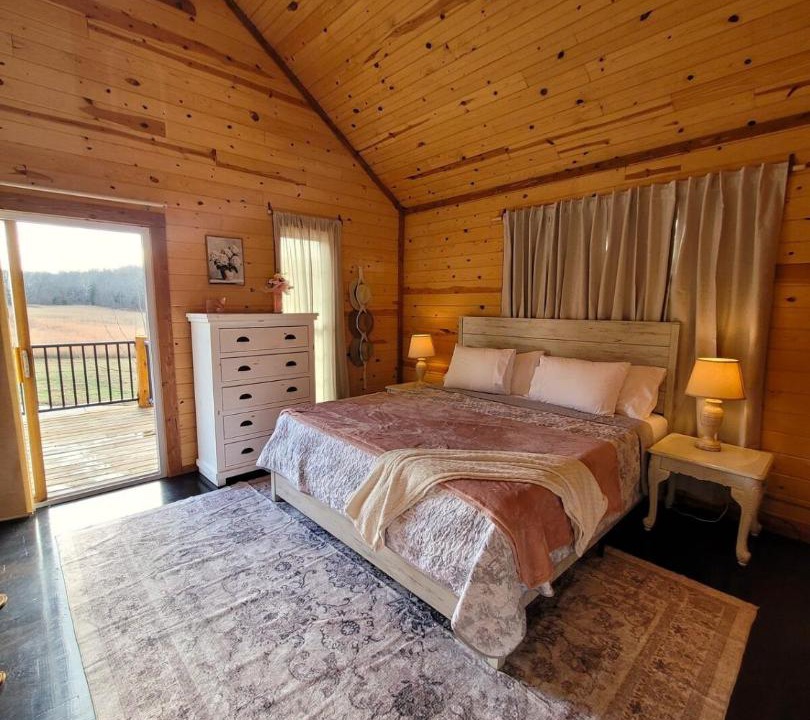 Photo of Bedroom in Davisville