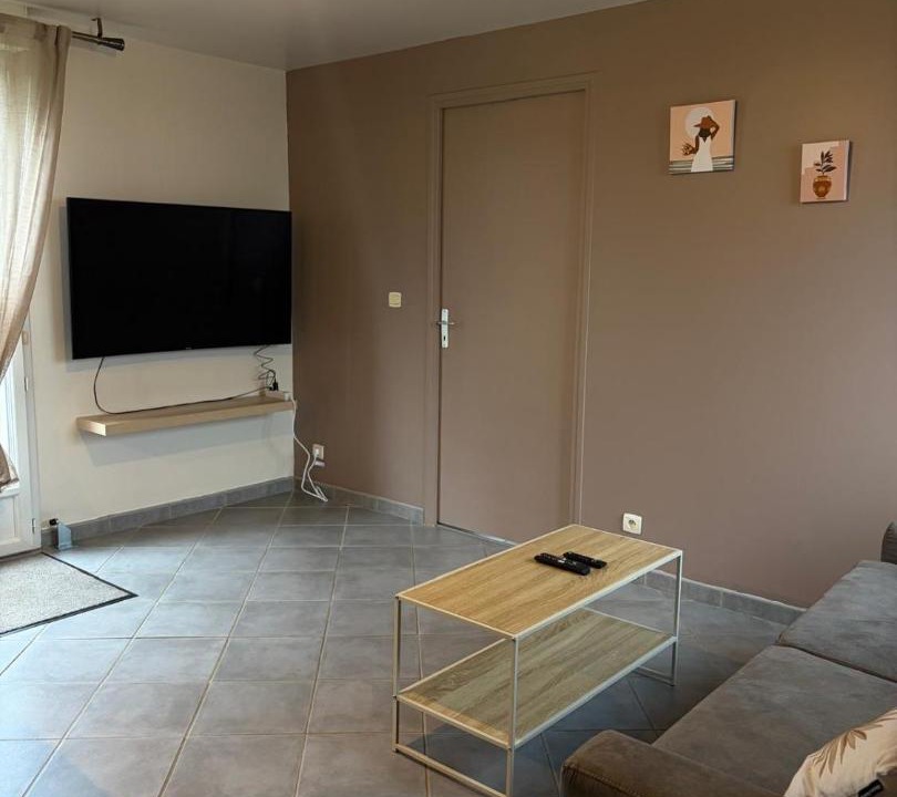 Photo of Others in Le Thil