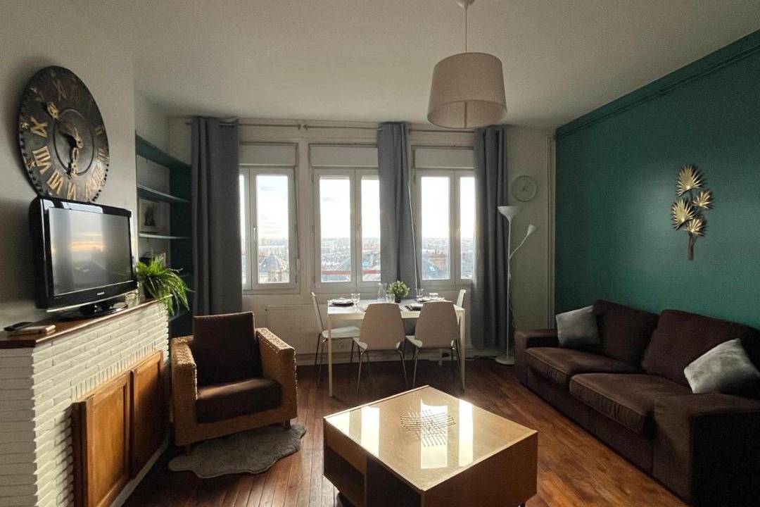 Photo of Livingroom in Coteaux Ouest