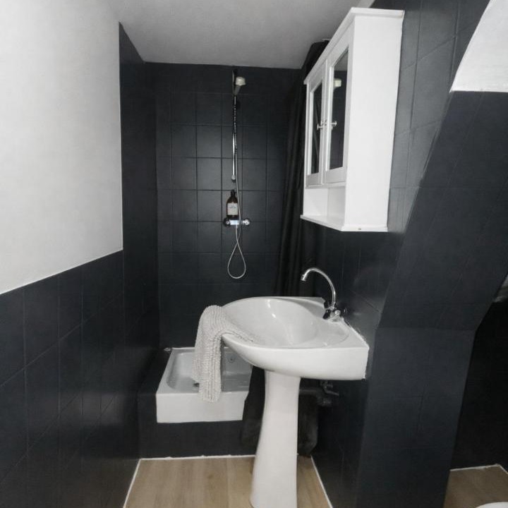 Photo of Bathroom in Downtown Angers