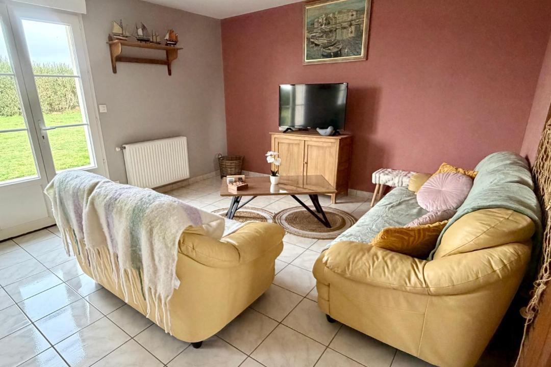 Photo of Others in Pende