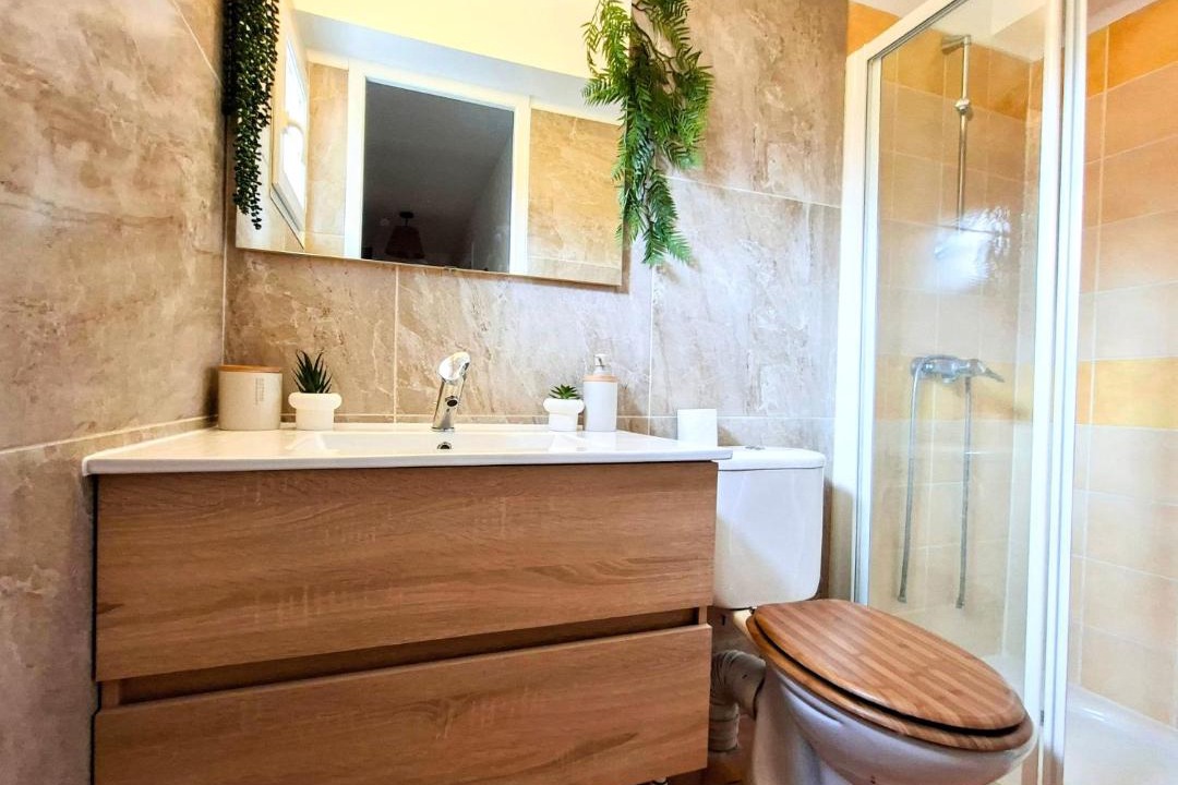 Photo of Bathroom in Monflanquin