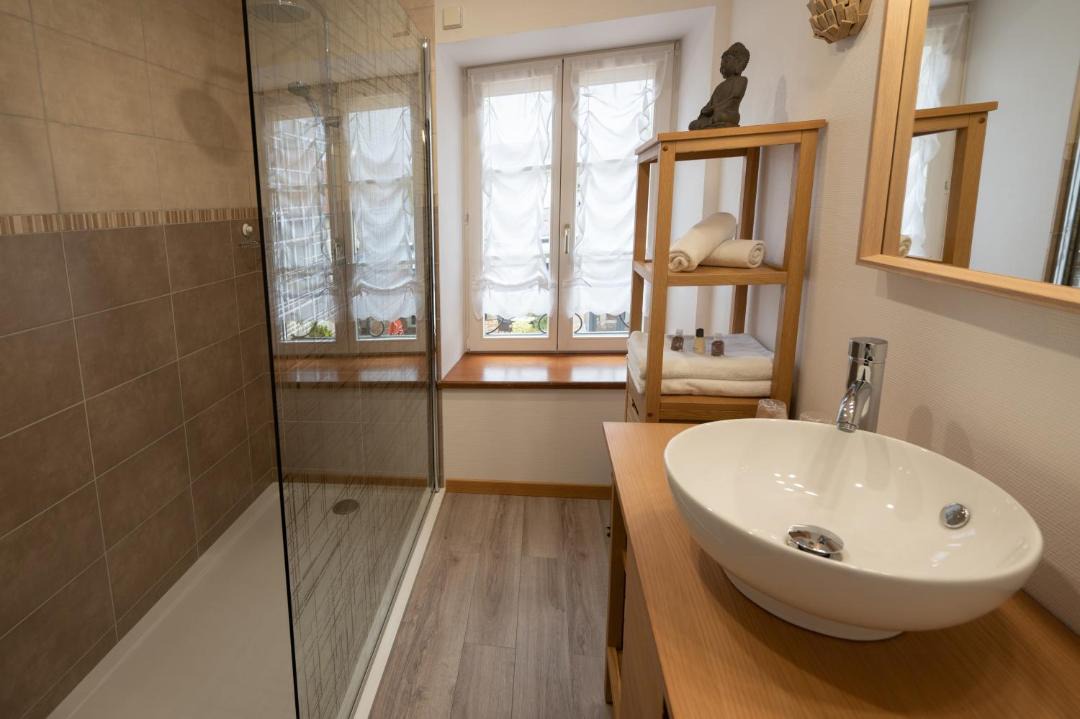 Photo of Others in Ecueil