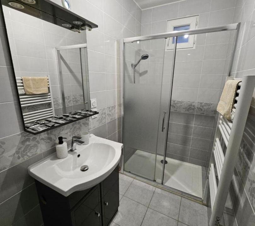 Photo of Bathroom in Saint-Mathieu