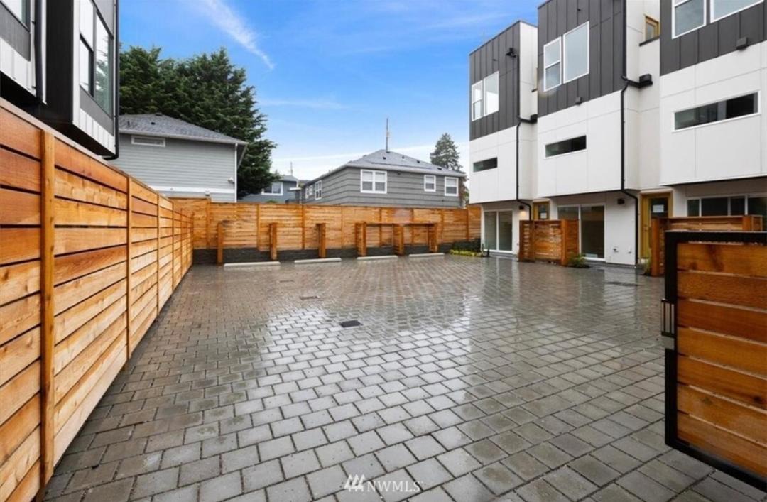 Photo of Others in Haller Lake