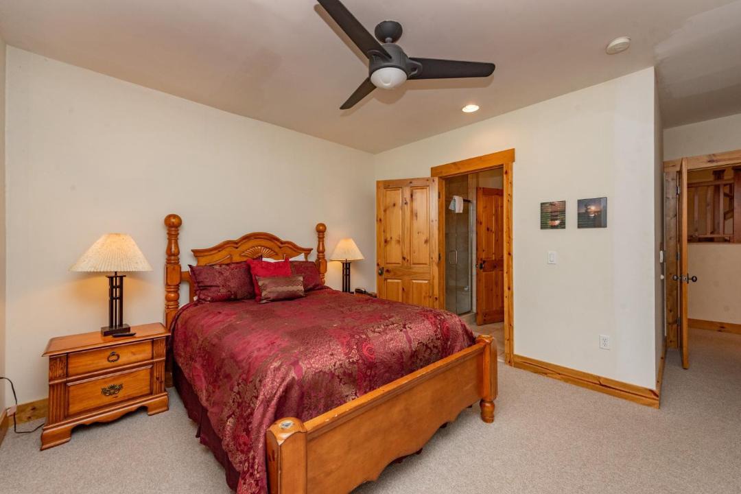 Photo of Bedroom in McHenry