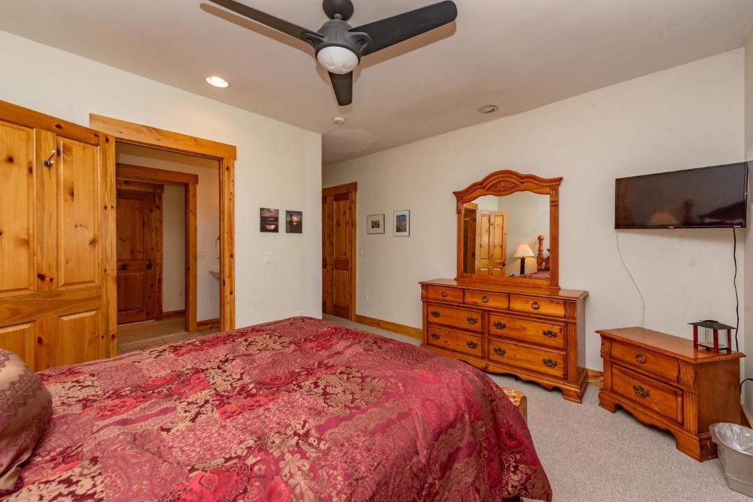 Photo of Bedroom in McHenry