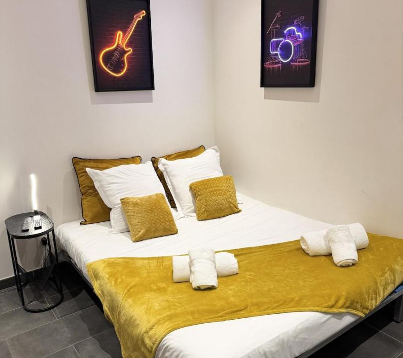 Photo of Bedroom in Antony