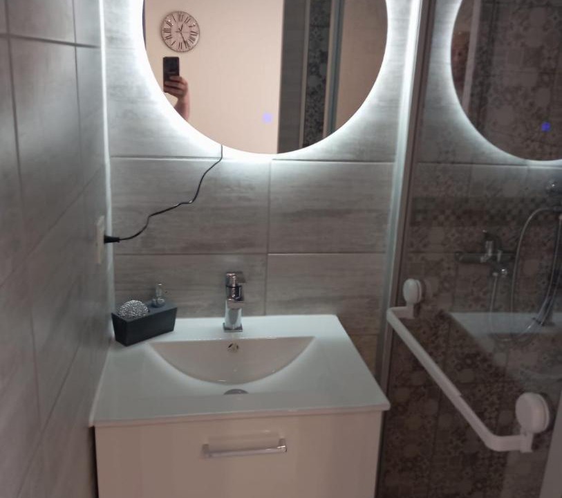 Photo of Bathroom in Jayat