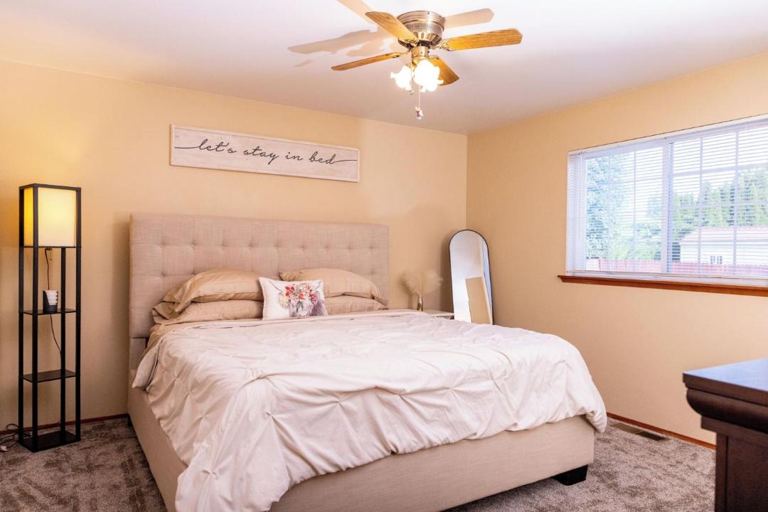 Photo of Bedroom in Tri-Cities