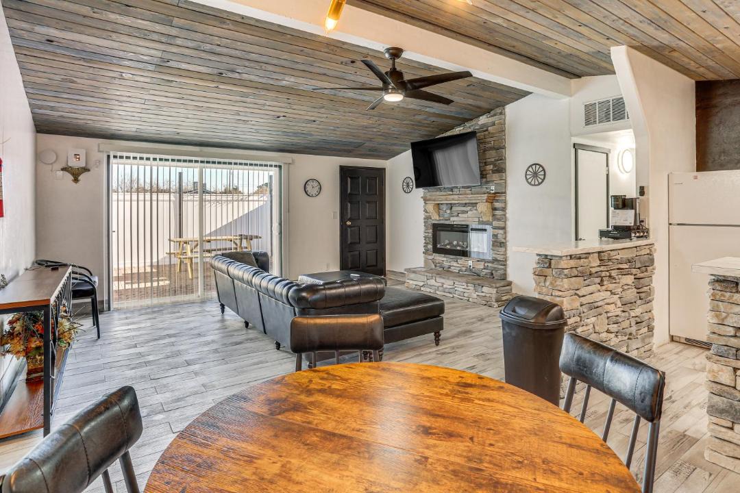 Photo of Others in Red Bluff