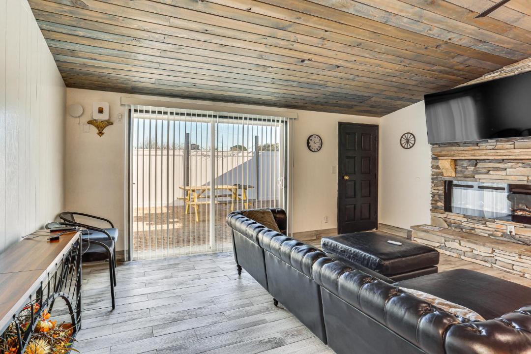 Photo of Others in Red Bluff