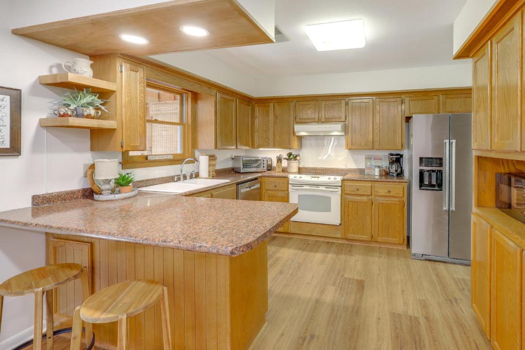Photo of Kitchen in Swinging Bridge Village