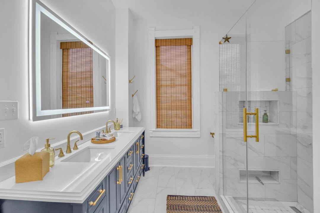 Photo of Bathroom in Southtown