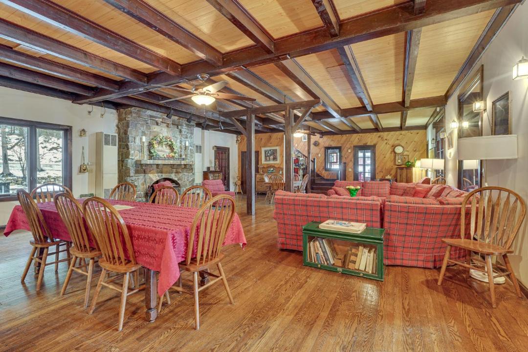 Photo of Others in Ticonderoga